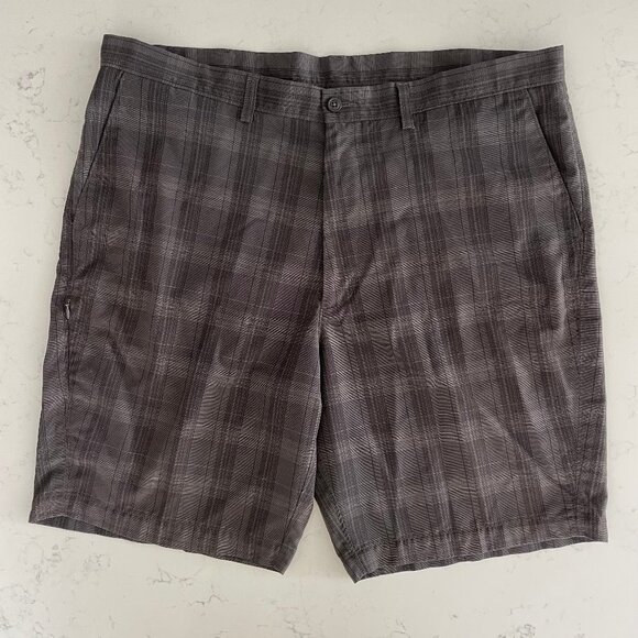 Haggar 1926 Casual 5 Pocket Polyester Plaid Bermuda Shorts Brown + Black Sz 40 - Picture 1 of 9